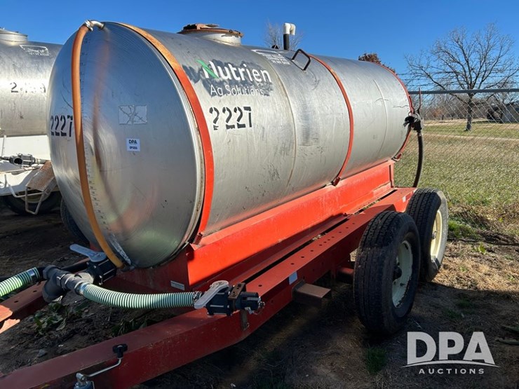 liquid-nurse-trailer-(cp1355,-tank-2227,-unit-92224)-image-2