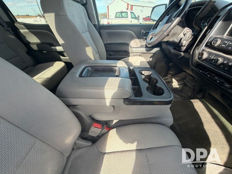 2017-chevrolet-1500-image-53