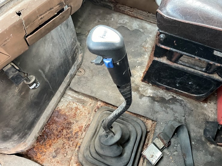 #1134-•-1993-ford-sheetrock-boom-truck-(has-mn-title)-image-52