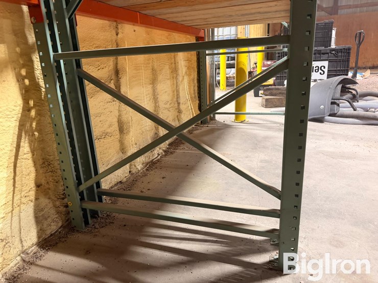 16'-of-shelving-image-7