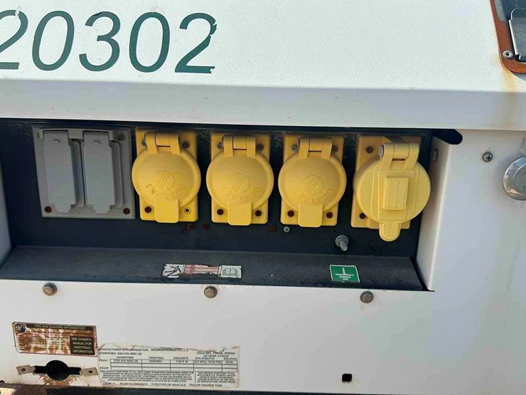 2011-multiquip-light-plant/-fuel-tank-trailer-image-3