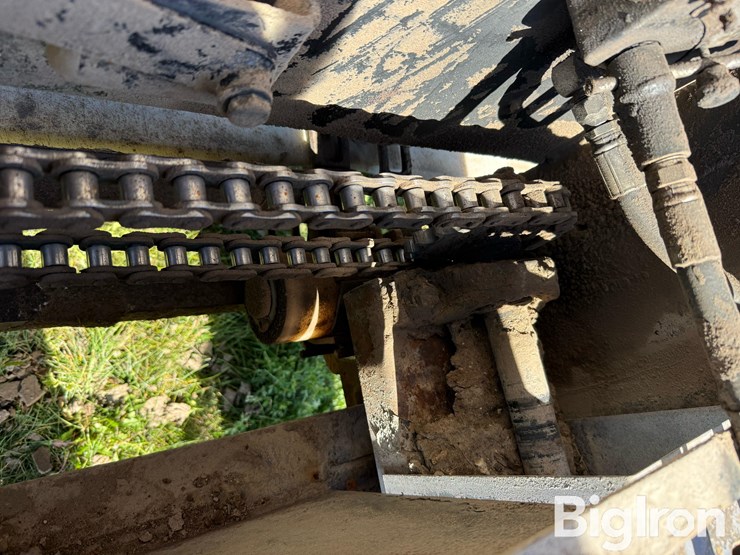 meyer’s-equipment-manufacturing-corp-2550-manure-spreader-image-17