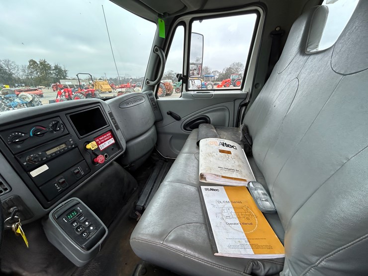 international-durastar-4300-image-17