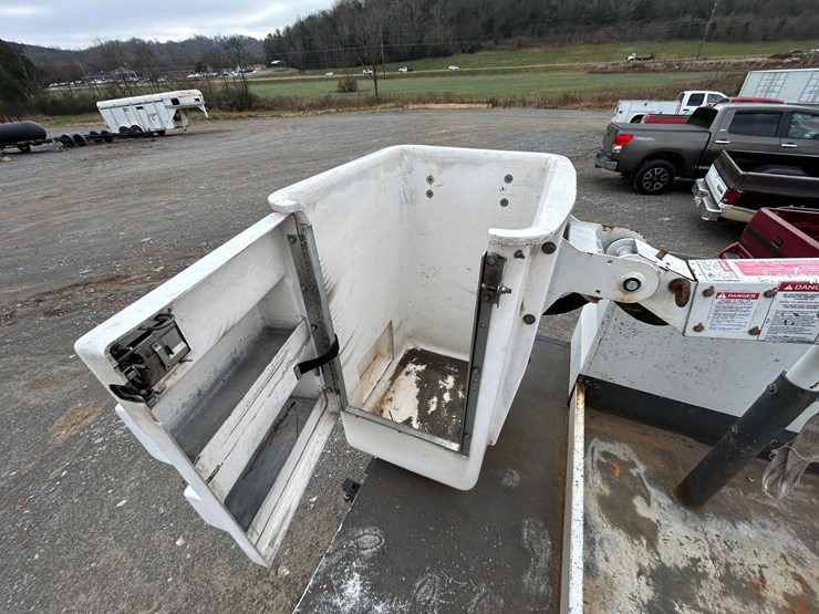 2009-ford-f450-image-9