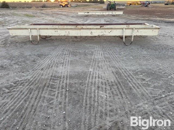 20'-steel-feed-bunks-image-2
