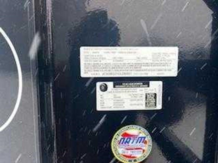 2012-coyote-30’-gooseneck-trailer-image-4