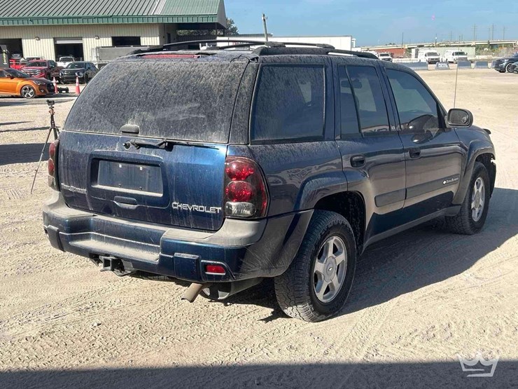 2003-chevrolet-trailblazer-image-3