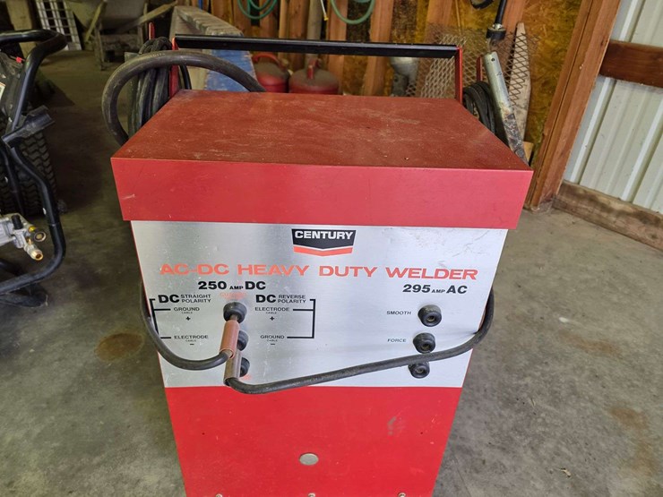 century-ac-dc-hd-stick-welder,-used-very-little,-working-order-image-2