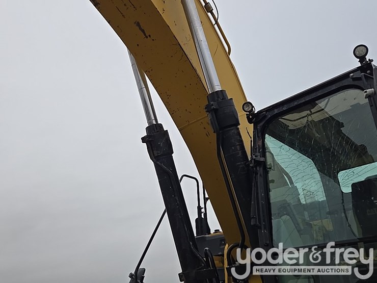 2012-caterpillar-349el-image-42