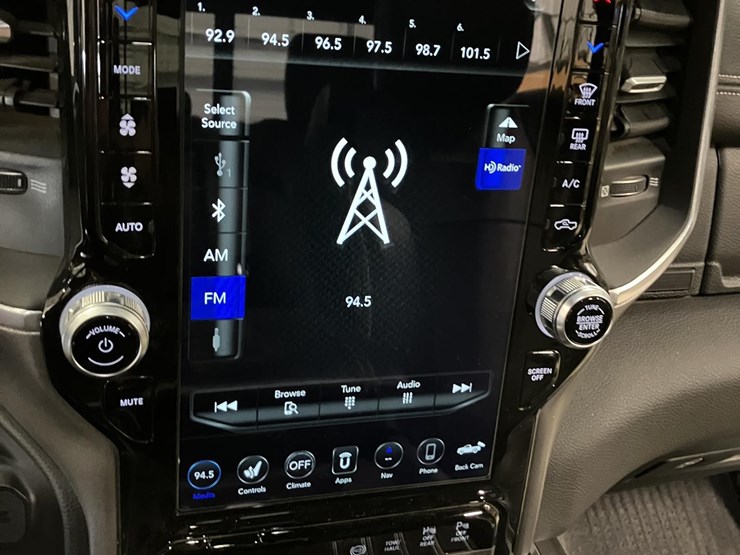 ram-2500-laramie-image-13