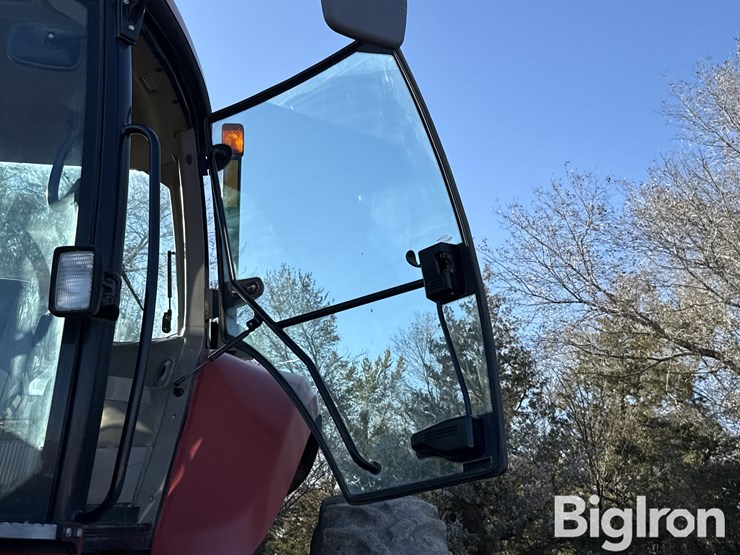 case-ih-magnum-235-image-17