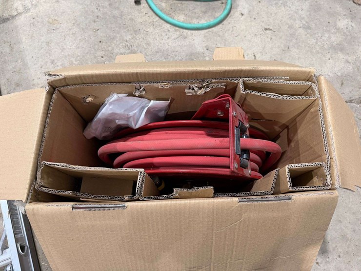 new-50’-air-hose-reel,-½”,-never-been-used-image-3
