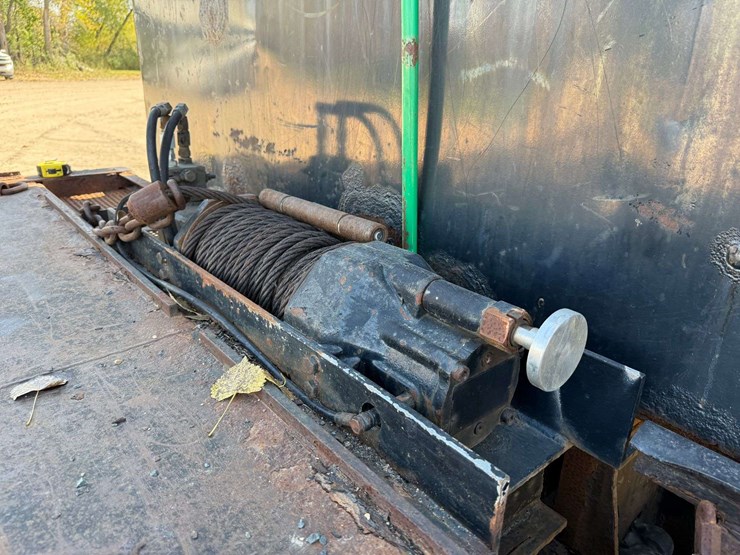 2006-sterling-rollback-truck,-101"x27'-bed,-winch,-automatic-transmission,-388k-miles,-11r22.5-tires-image-50