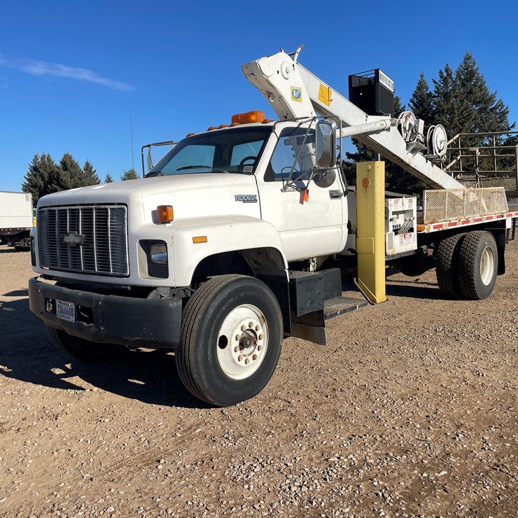 #1140 • 1995 Chevrolet Kodiak Boom Truck Has MN Title)