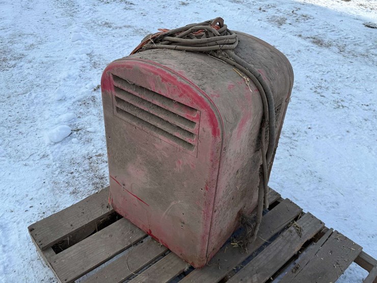 power-craft-welder,-could-use-new-leads,-220v-image-4