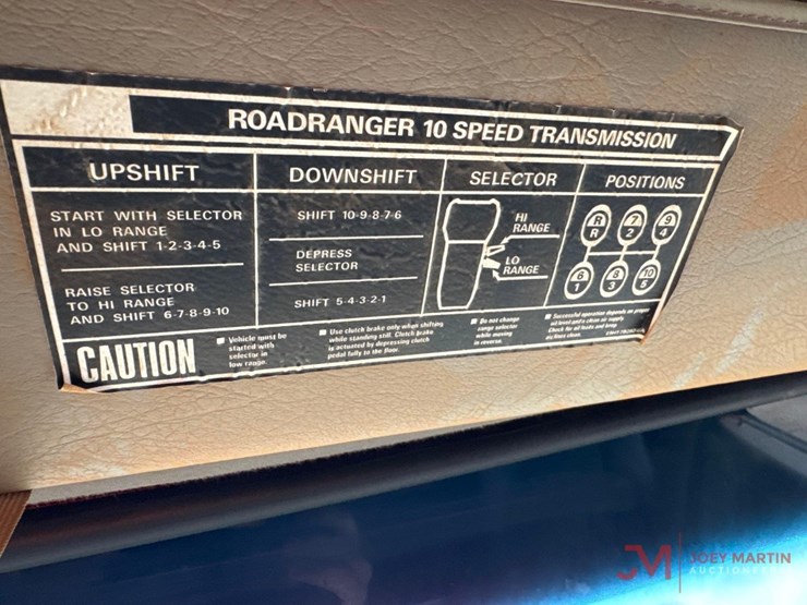 2007-sterling-water-truck-image-26