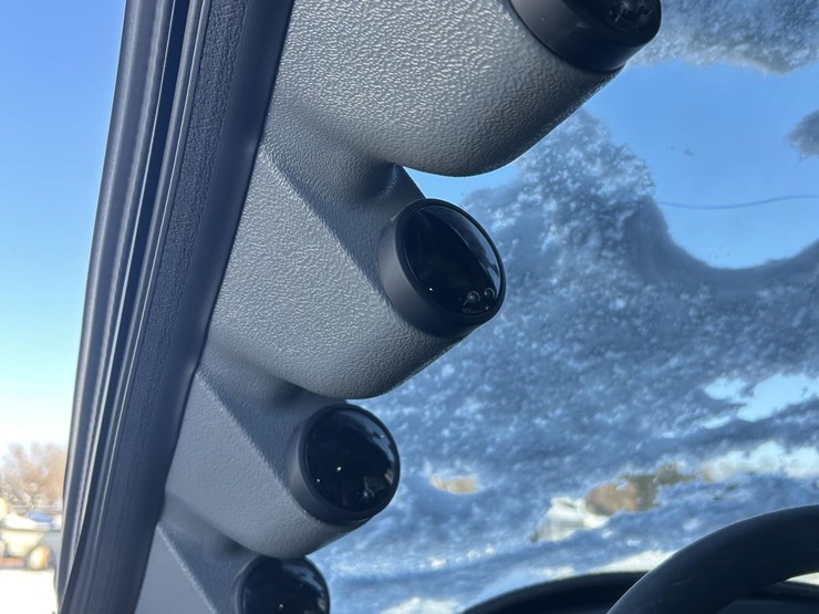 2005-ford-f350-image-26