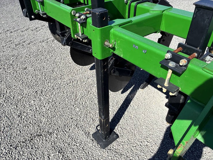 #113973-•-unverferth-7x-zone-builder-ripper-#a41470499-image-12