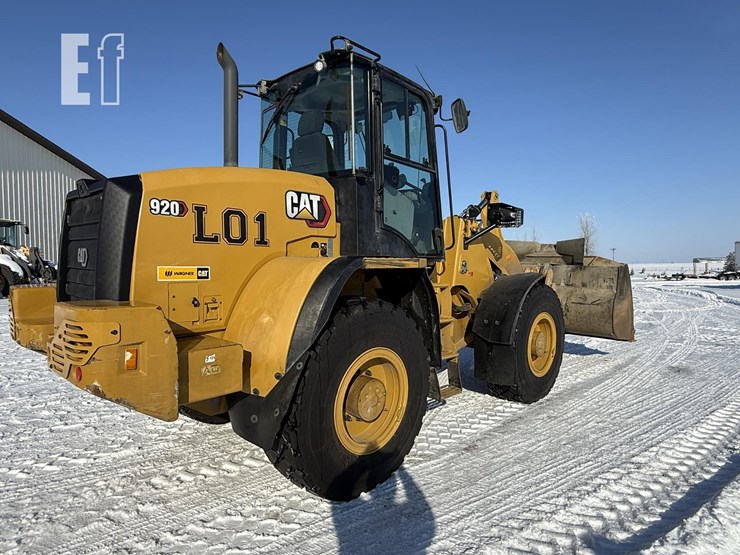 caterpillar-920-image-10