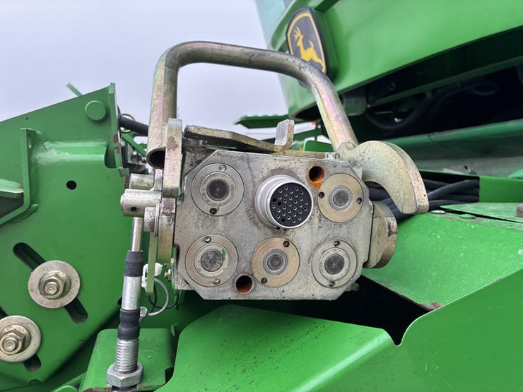 john-deere-9560-image-21