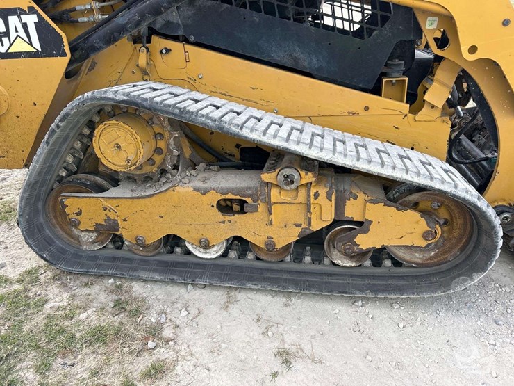 2019-caterpillar-259d-image-10