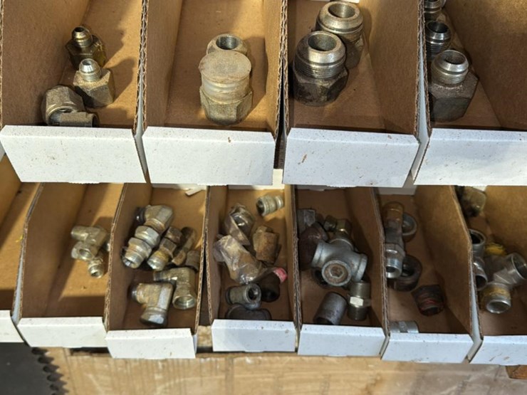 #179-•-hydraulic-fittings-image-5