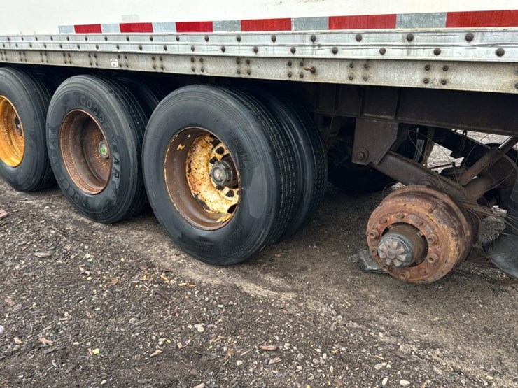 #126-•-chip-trailer-image-5