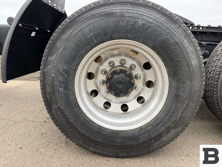 2004-kenworth-t800-image-36