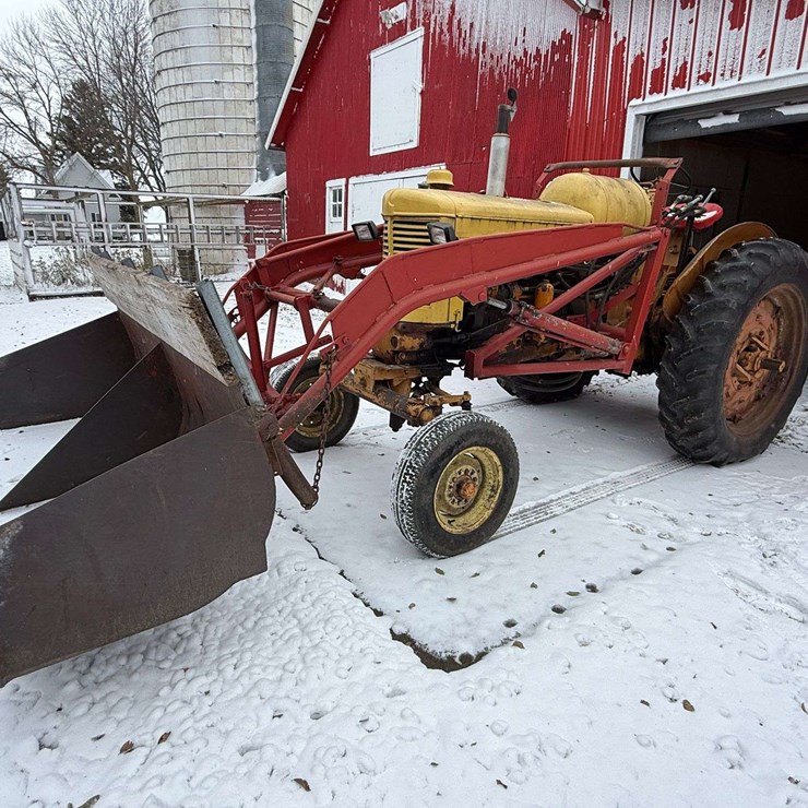 1955 MINNEAPOLIS MOLINE UB