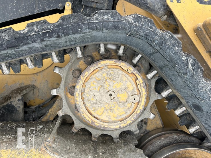 2016-caterpillar-259d-image-19