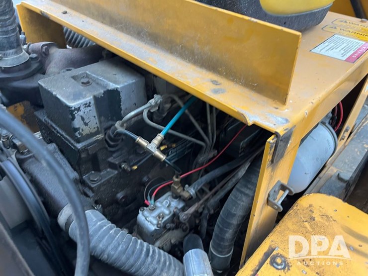 1995-swinger-180-loader-(jn3530)-image-39