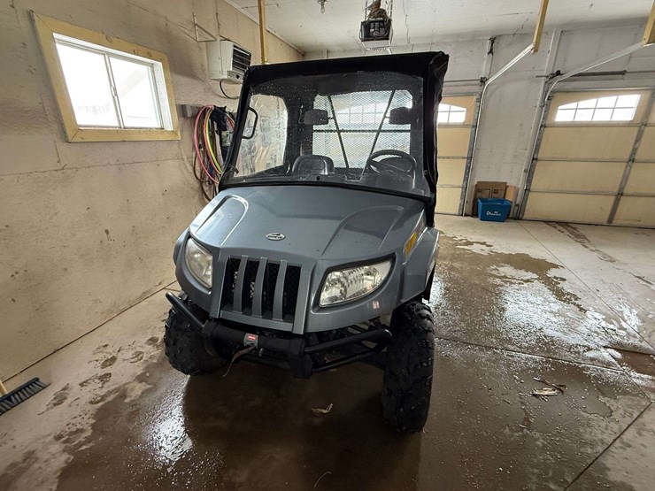 2009-arctic-cat-700-image-4