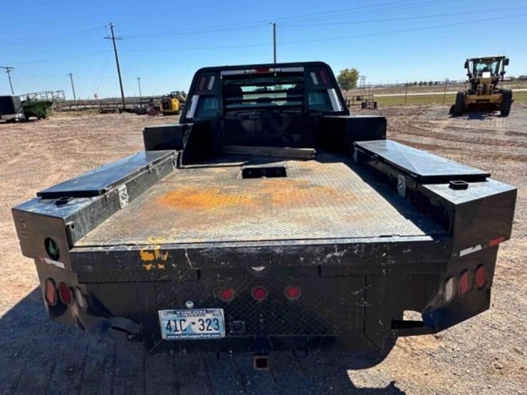 2023-ford-f350-image-4