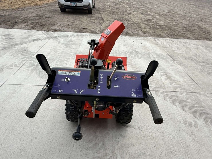 ariens-1128-walk-behind-snowblower,-11hp,-28”-width,-2-stage,-electric-start,-hand-warmers,-fully-se-image-6