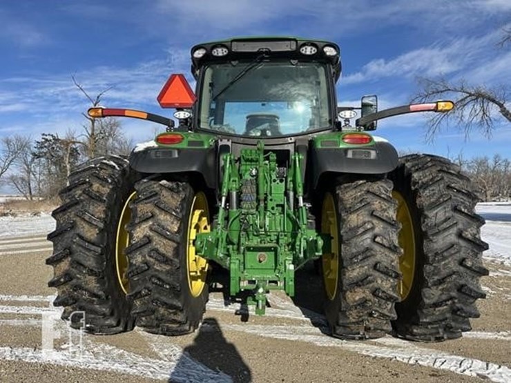 2023-john-deere-6r-155-image-41