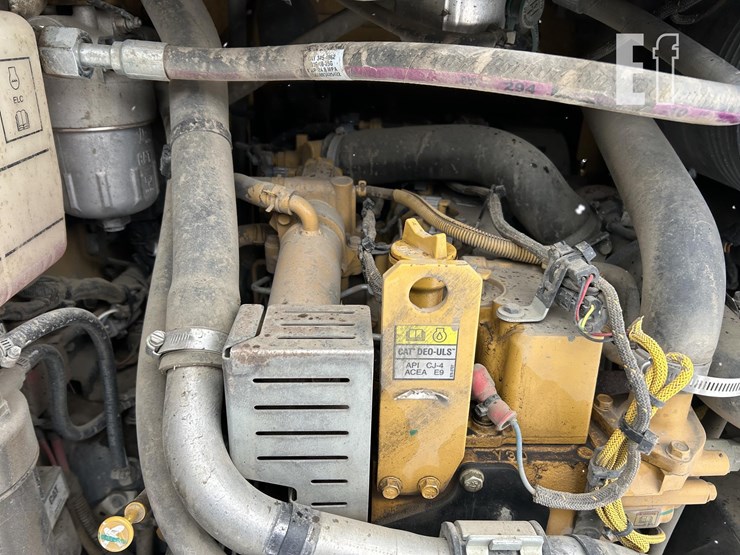 2016-caterpillar-259d-image-20