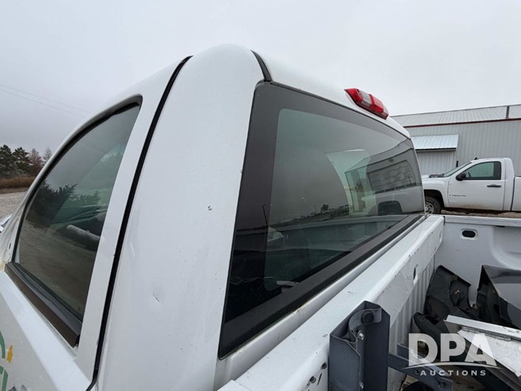 2012-chevrolet-2500hd-image-39