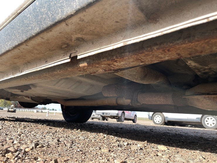 #1200-•-1986-ford-crown-victoria-**recommend-trailering**-(has-mn-title)-image-34