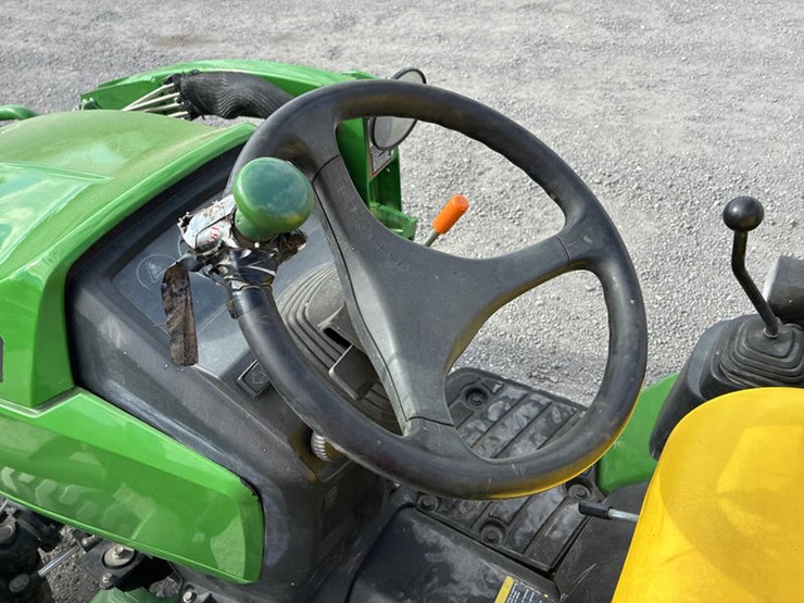 john-deere-1025r-image-43