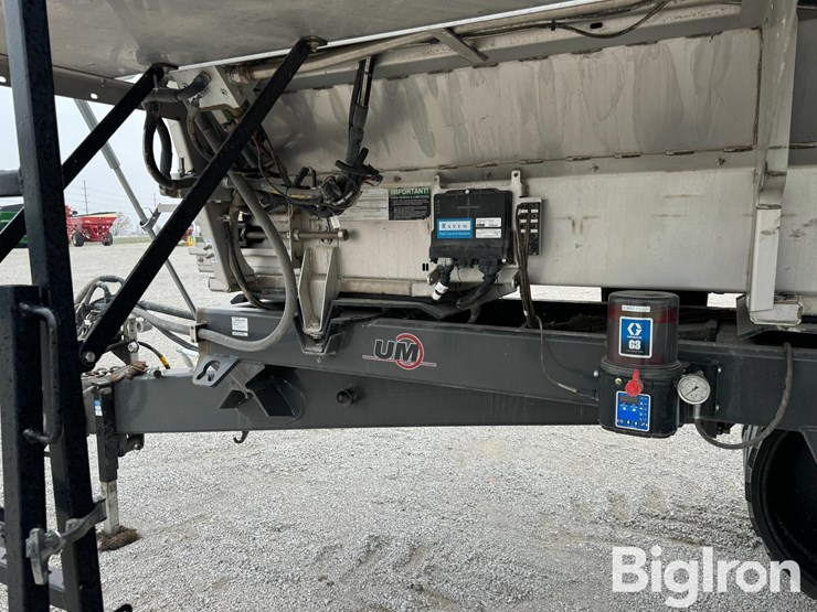 2023-unverferth-1850-pro-force-dry-fertilizer-spreader-image-15