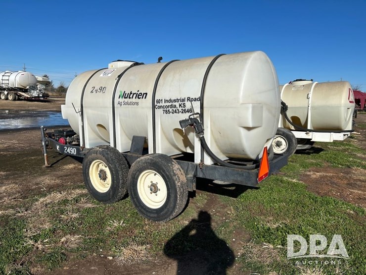 liquid-nurse-trailer-(cp1349,-tank-2490,-unit-92689)-image-4