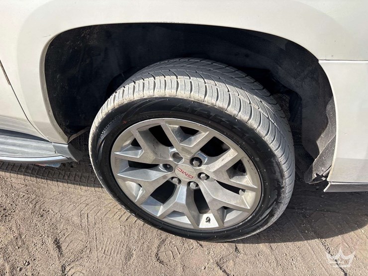 2015-gmc-yukon-xl-image-22