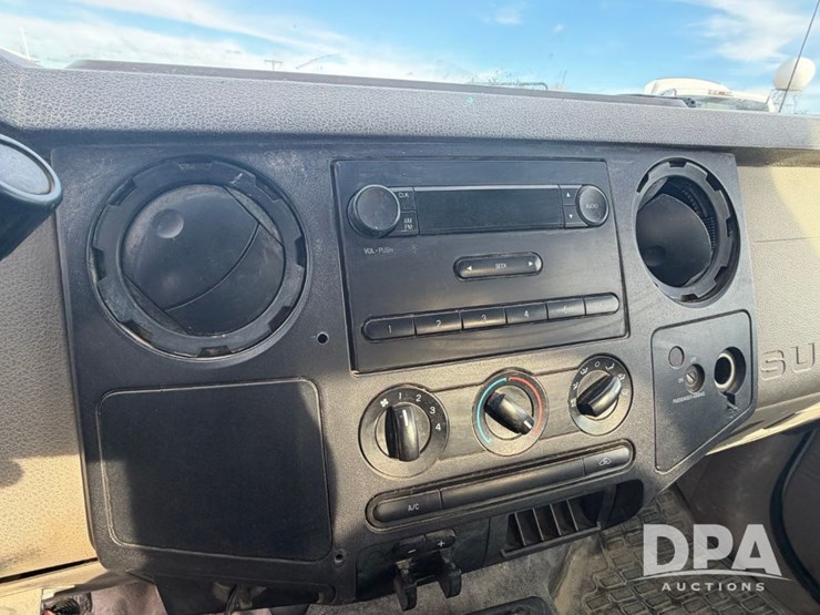 2009-ford-f250-image-46