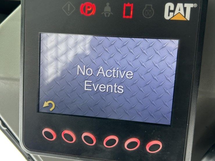 2016-caterpillar-259d-image-41