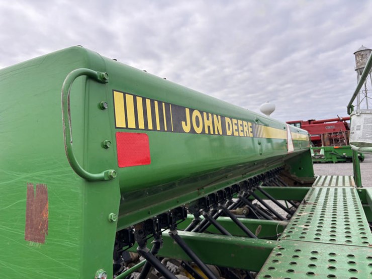 john-deere-750-image-13