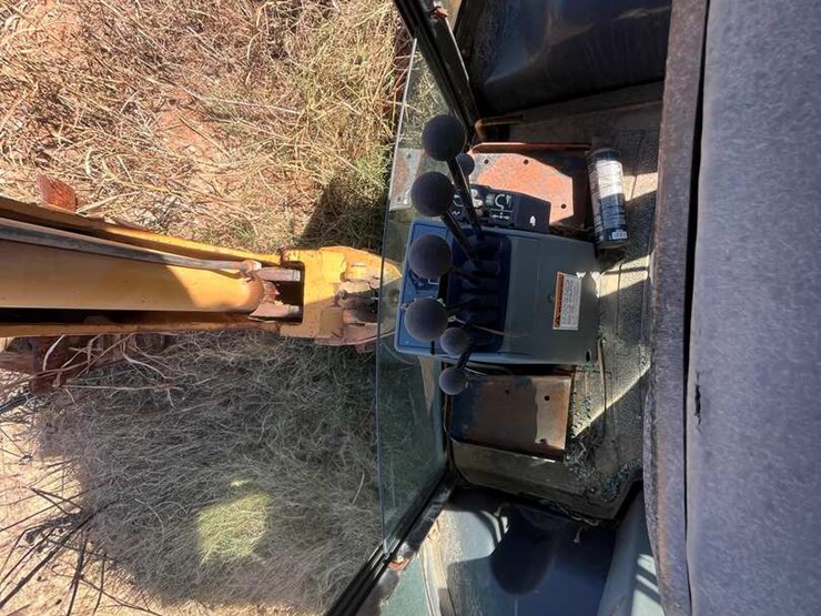 1999-case-580l-image-9