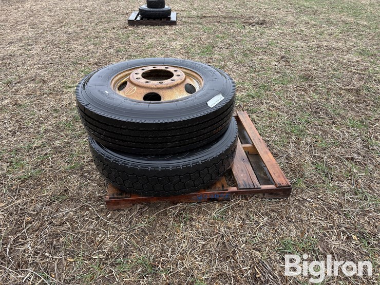 2)-11r24.5-tires-image-4