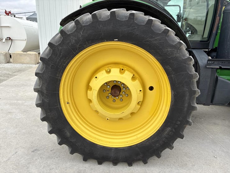 john-deere-8335r-image-57