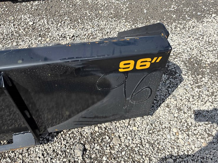 #113158-•-industrias-america-96"-skidsteer-bkt-image-6