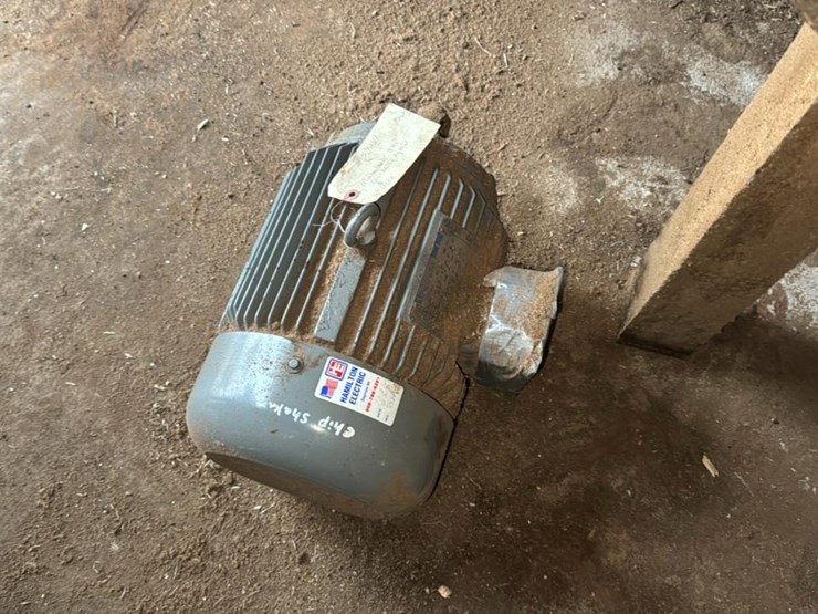 #136-•-bolt-bin-and-contents-of-room-image-17